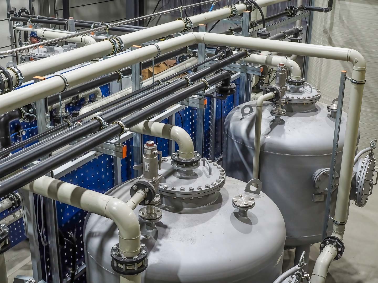 Instalacje do obróbki chemiczno-fizycznej